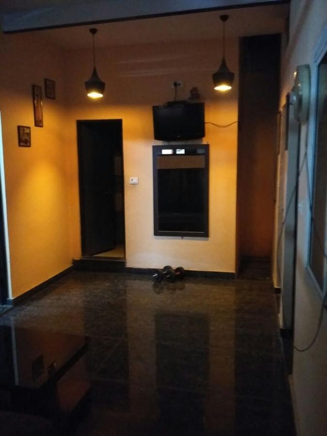 فندق نيودلهيفي  Metro House المظهر الخارجي الصورة
